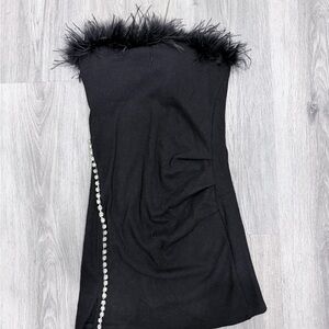 Chic Black Strapless Dress with Feather Detail